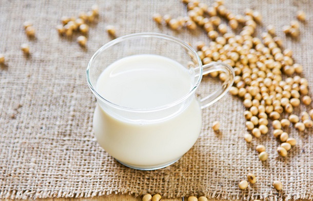 Sojino mleko - sastav, upotreba za zdravlje, recept i cena